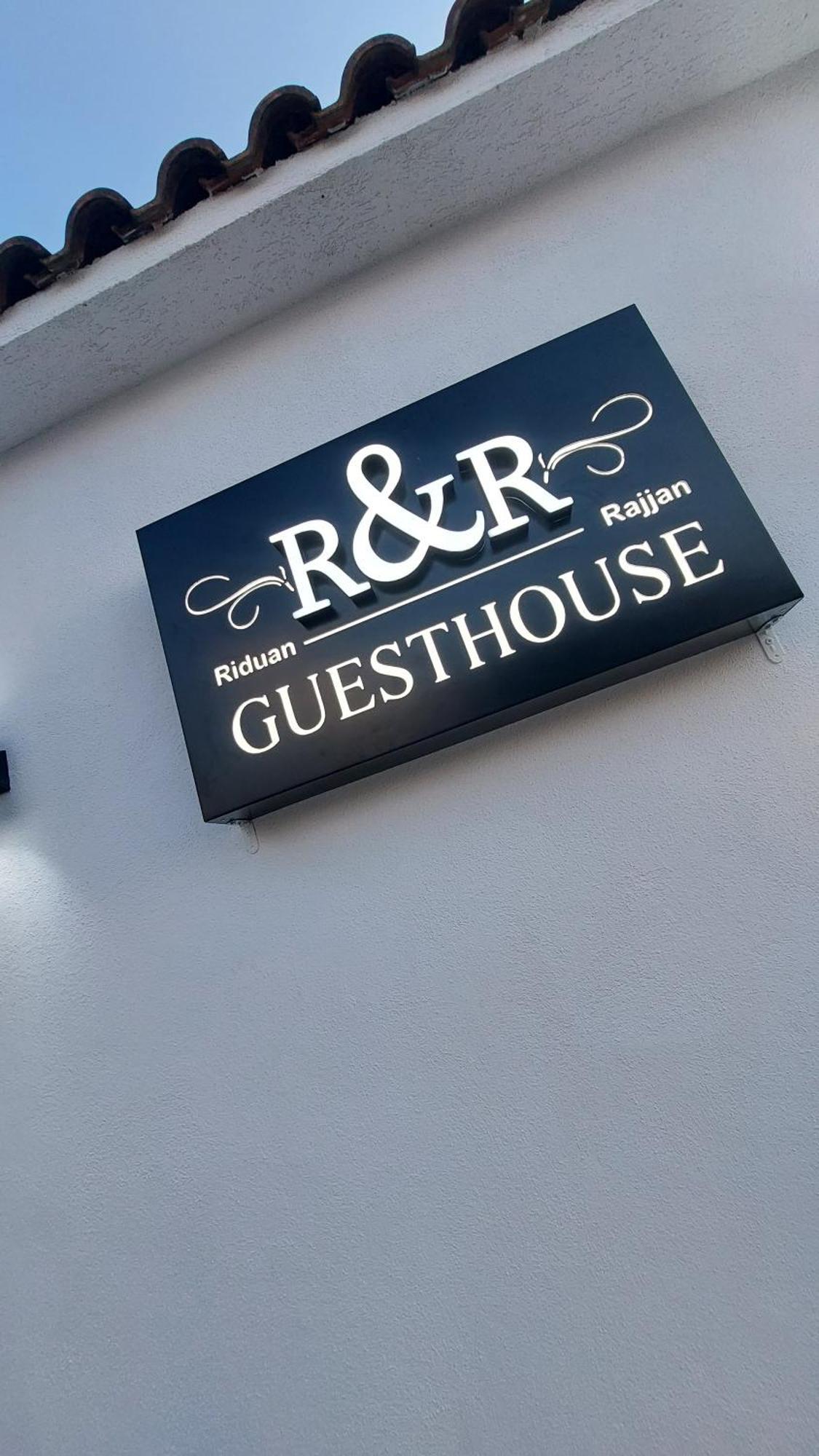 R&R Gesthouse Hotel Shiroka Exterior photo