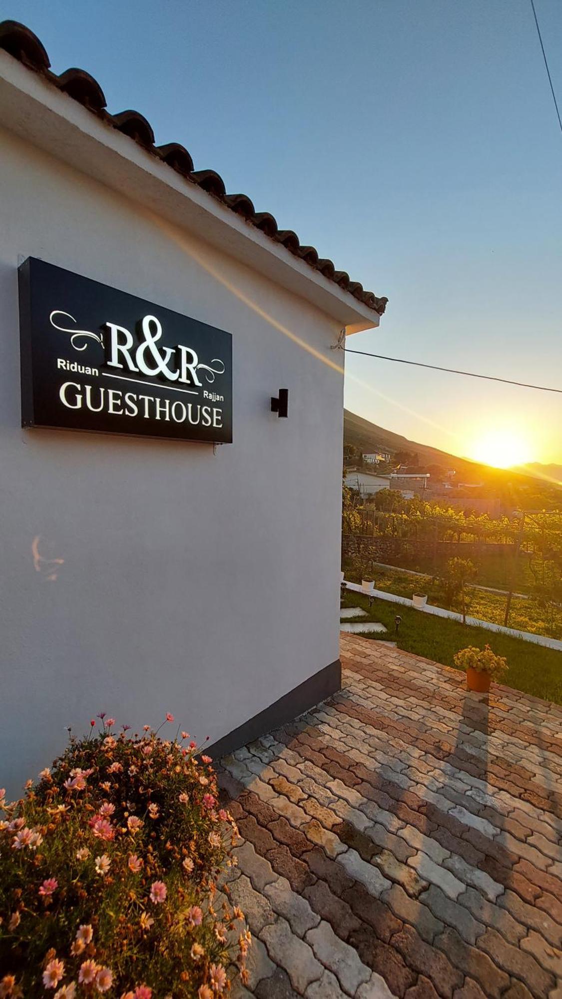 R&R Gesthouse Hotel Shiroka Exterior photo
